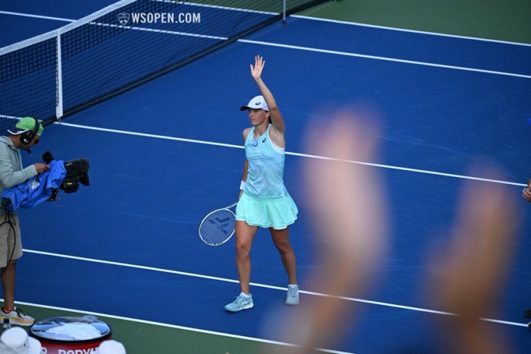 早已不仅仅 早已不仅仅